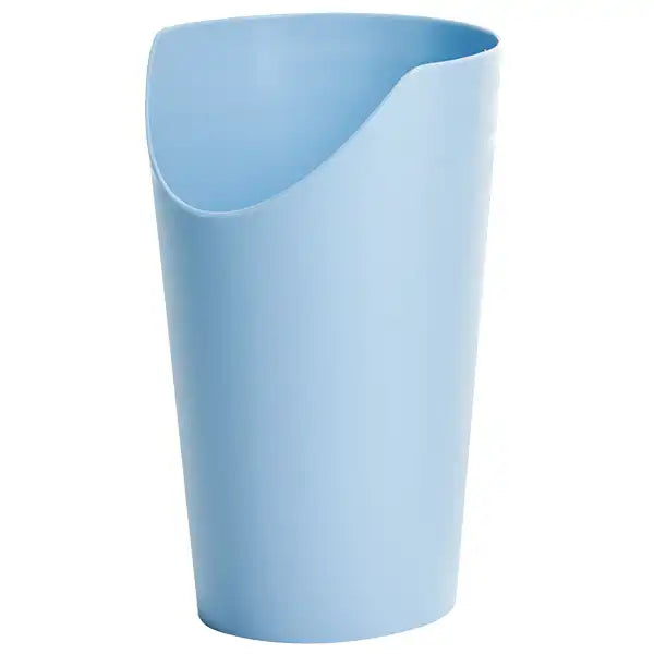 Trinkbecher mit Nasenausschnitt 